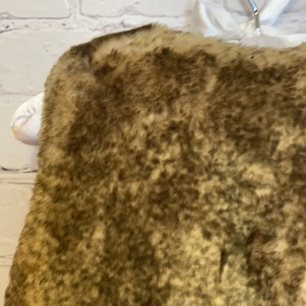Old Navy Fur Vest Size 5T